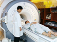 MRI/MIA 촬영하는 환자