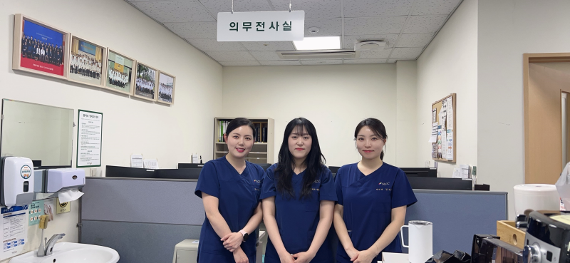 검체 접수실 & 의무전사